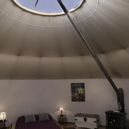 Yurta Mongola Delta Del Ebro 卡马尔莱斯