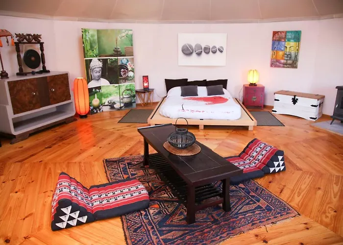 Yurta Mongola Delta Del Ebro * 卡马尔莱斯